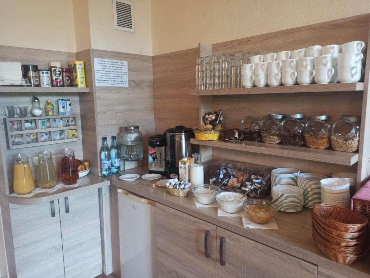Hotel Ai Koenigshof Берлин Екстериор снимка